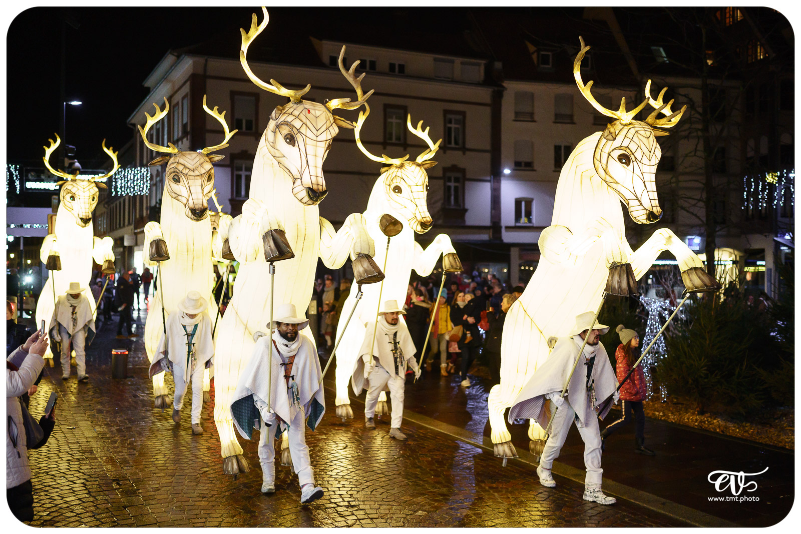 PARADE AMOUREUSE (CIE REMUE MENAGE)